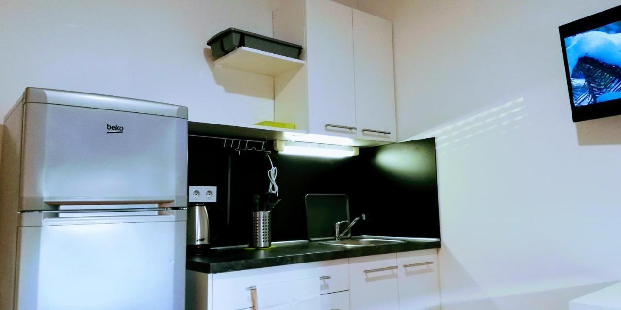 Pula Center Green Park Apartments And Rooms Exterior foto